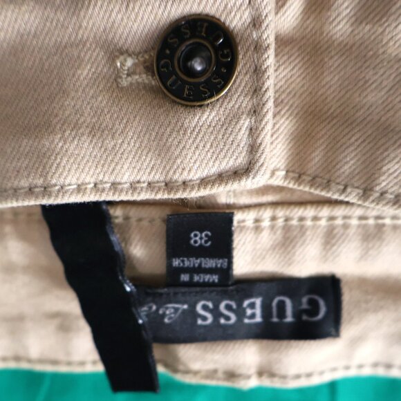 Guess Jeans - Picture 5 of 6